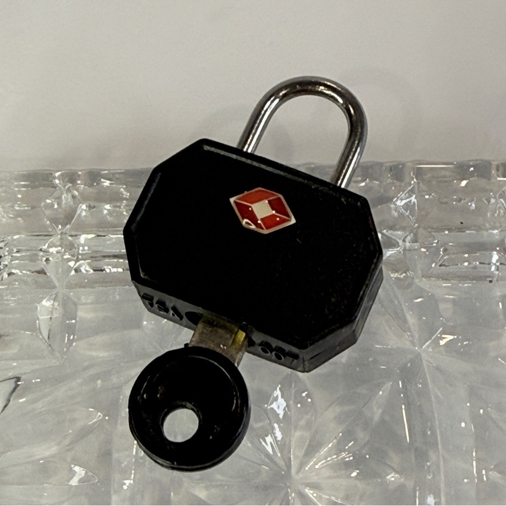TSA 007 Travel Luggage Lock Compact Black Security Padlock 🔒 - Picture 11 of 12